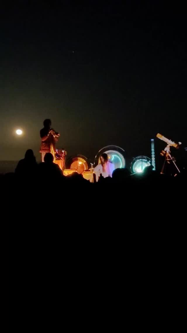 A sweet video recap of one of those moments you want to stay in forever. 🙌
For many many years, I’ve had a vision, a sound in my ear, of a fusion: crystal bowls and trumpet. Almost 2 years ago, I saw Stewart @pico_cole play at a friend’s event @saamgabbay …. I held onto his information and finally reached out. I honestly wasn’t sure if he would be game for something like this. But I had a feeling he would be perfect to fulfill the check off the bucket list! Adding in the modular synth was the cherry on top of the cake! 😍Thank you Stewart for being open to the experiment and I hope this will turn into more soundscape adventures. Beyond grateful!
🎺🎶🙏
Enjoy! And if you were there… re-live our sound meditation under the Blue Moon culminating with spoken word by @brookebensondesigns . 🌝💙
More captures incoming from the whole event… stay tuned!
✨ Next session on the mountain top till be June 28th (join the email list at Sonicbeing.com). & check out @pico_cole gigs around town! 🎶
#soundbath #trumpet #modularsynth #crystalbowls #soundscape