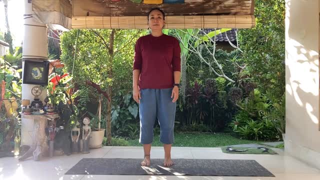 Not every journey begins in a group.
Sometimes the deepest transformation starts with one breath, one conversation, and one practice created just for you.
Online group classes are back, and private sessions remain open for those seeking personalized guidance.
Message me, and let’s build a routine that feels sustainable, supportive, and truly yours.
#yogaforeveryage #yoga #beyondyoga #selfcare #ubud