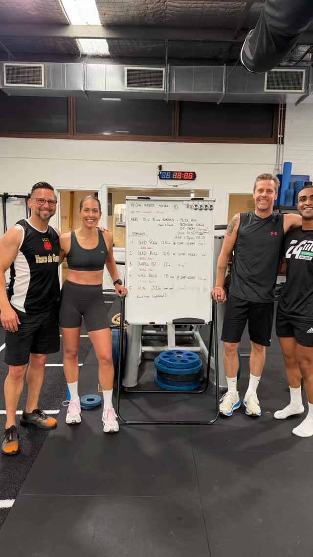 Once again such an elite session with this gang!! 💪🔥😮💨#realfitt #strengthandconditioning #strong #fast #🔥🔥