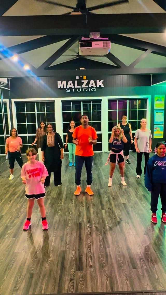 From Bollywood-inspired moves to infectious beats, smiles & great vibe.
No experience needed, just bring yourself and be ready to move, sweat, and have fun!
BOOK A CLASS:
🔗 malzak.com.au/timetable
🎶 NAAL NACHNA
🎤 @itsafsanakhan , Rebel, Shashawat Sachdev, Iesha’s Kamil
#bollywood #bollyfit #zumba #malzakstudio #bollyx