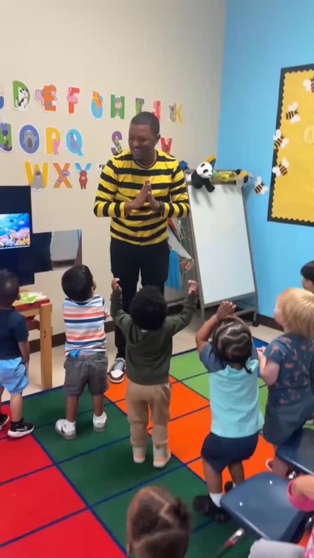 Learning is the foundation of everything we do at Wonderbees Academy! 📚
💡Did you know? Brandon, better known as Mr. B, has over 15+ years of experience in childhood education! 👨🏾🏫✨ His passion for teaching and dedication to helping children grow make him a valuable part of our Hive.🐝
#WonderbeesAcademy #ChildhoodEducation #MrBHive #LearningStartsHere #HoustonDaycare