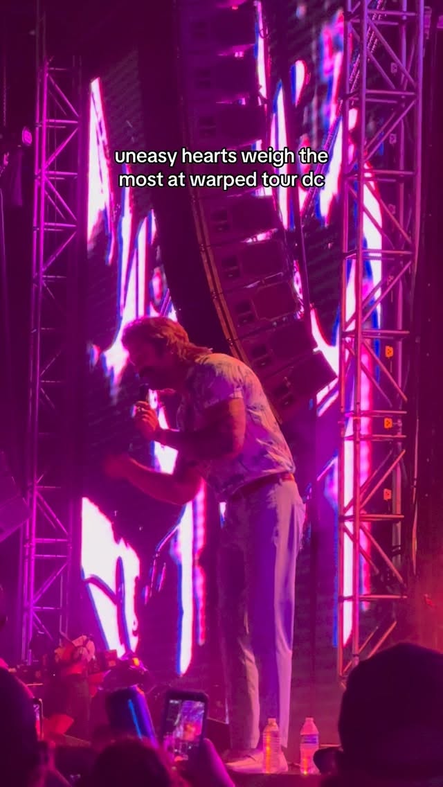 @dancegavindance rocking the stage @vanswarpedtour with Uneasy Hearts Weigh the Most 🖤 #dancegavindance #vanswarpedtour #popentertainment #livemusic