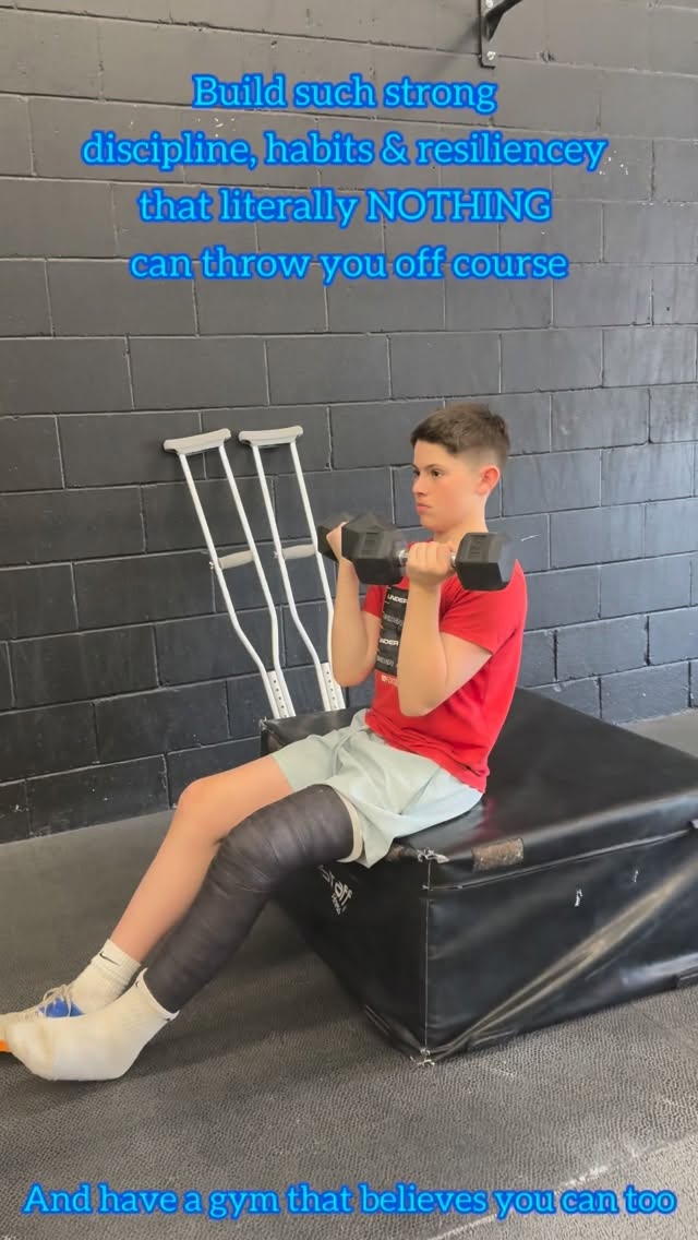 Huge Athlete Spotlight shoutout to Landon Hayes. If you’ve been around the gym lately, you’ve probably seen Landon moving well, working hard, and absolutely refusing to let a full leg cast slow him down.
Let’s be real for a second: if a 15-year-old in a full leg cast can show up and get after it, there is truly no obstacle, injury, or limitation we can’t help you work through.
The only difference between someone who throws in the towel at the slightest tweak, nag, or minor inconvenience and someone like Landon? It’s a built-in mindset that simply refuses to stop when life tests him.
Landon shows up with the grit to adapt, and he’s backed by a community of coaches who will always support him, modify the programming, and make sure he knows exactly what he’s capable of.
Proud is an understatement, Landon. Keep showing us all how it’s done! 👏🔥
-
-
-
#belleville #bayofquinte #quintewest #athletetraining #crossfitgym