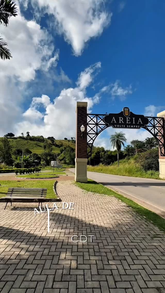 Uma viagem, muitas descobertas e memórias para guardar! ✨📚
Nossos alunos dos Anos Finais viveram uma experiência incrível na cidade de Areia-PB, aprendendo na prática e explorando a história e a cultura da nossa região.