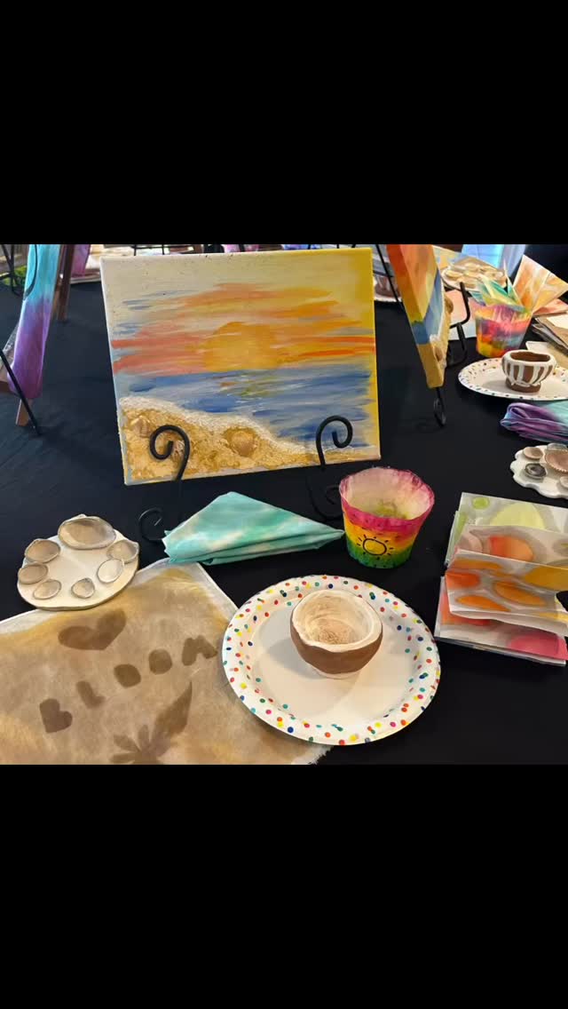 In Living Color took home a plethora of projects today! They made polymer clay projects, shell watercolor paint pallets, ebru (Turkish marbleized paper) recycled journals, tie dye fabric, turmeric & alcohol sun prints, acrylic paintings with modeling paste to adhere shells, clay pinch pots with plaster drips, coffee filter candle holders, and along the way garnered a number of watercolor techniques! A lot of creative ground covered in just 4 short afternoons! @lkvaughnart
