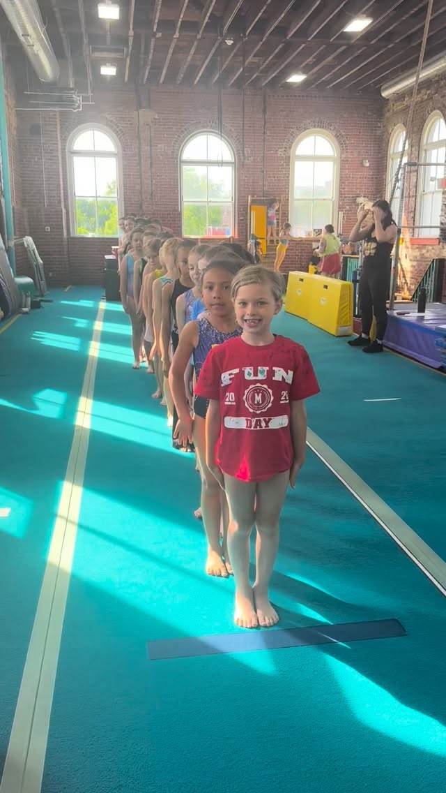HELLO FIREWORKS TEAM! 👋🎇 We can’t wait for the 26-27 USAIGC season to start! 🔥🔥🔥🔥🔥
#flipoutproductions #gymnastics #philadephia #phillygymnastics