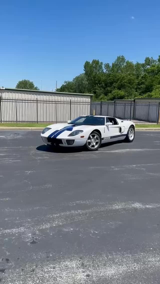 still everything it was supposed to be 🤍
.
.
.
#FordGT #GT40 #AmericanMuscle #SupercarLifestyle #SaveTheManuals