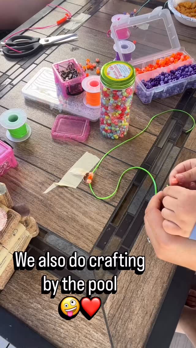 Nothing like some pool time and a craft!
.
.
Not included…the lack of peace when your kid won’t listen 🤪
#connecticutsmallbusiness #connecticutcrafter