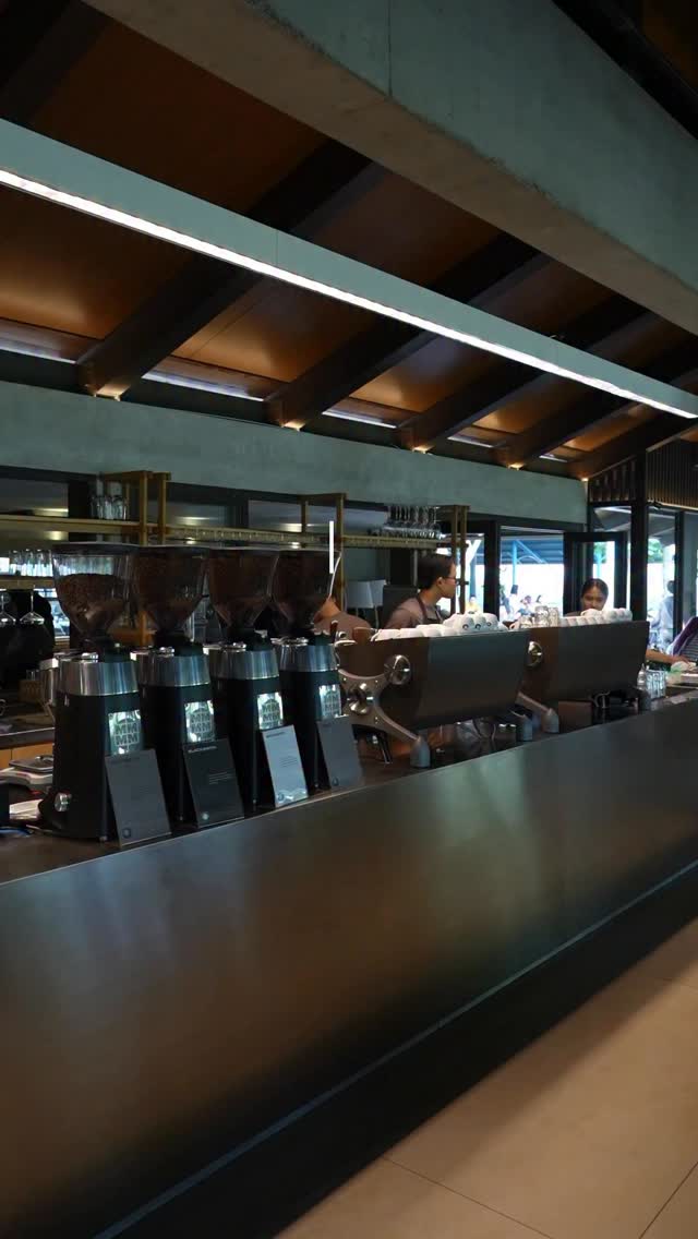 The difference between a good coffee and a memorable one is often measured in seconds. @wheelscoffeeroasters
At Wheels Coffee, the Slayer Espresso V3 gives baristas the control to fine-tune every extraction—bringing out the flavors each bean was meant to deliver.
Because great coffee starts long before the first sip.
#Keisi #WheelsCoffee #SlayerEspresso #SpecialtyCoffee