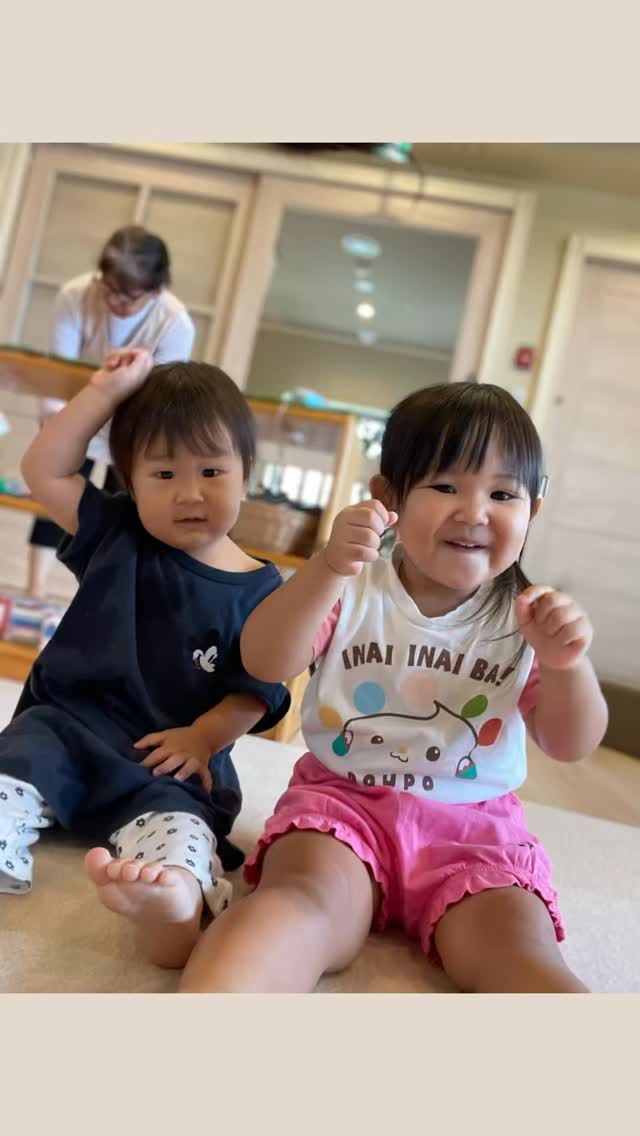 今日の一時保育
今日はテラスで
手作りのきんぎょすくいで
遊びました😊
みんな興味深々✨
遊び方を習って
みんなで誰が多く取るかの
競争です💪
集中して一生懸命に取り組んでました🔍
「せんせーもういっかーい」
と楽しく遊んでましたよ👐
午後はテラスで楽しく過ごしました☺️
#ゆたか福祉会
#一時保育
#沖縄子育て
#沖縄保育園
#病後児保育
@yutakababygarden
@yutakakidsgarden
@yutakaninteikodomoen
@tomishiro_kodomoen2
@yutaka.kosodate