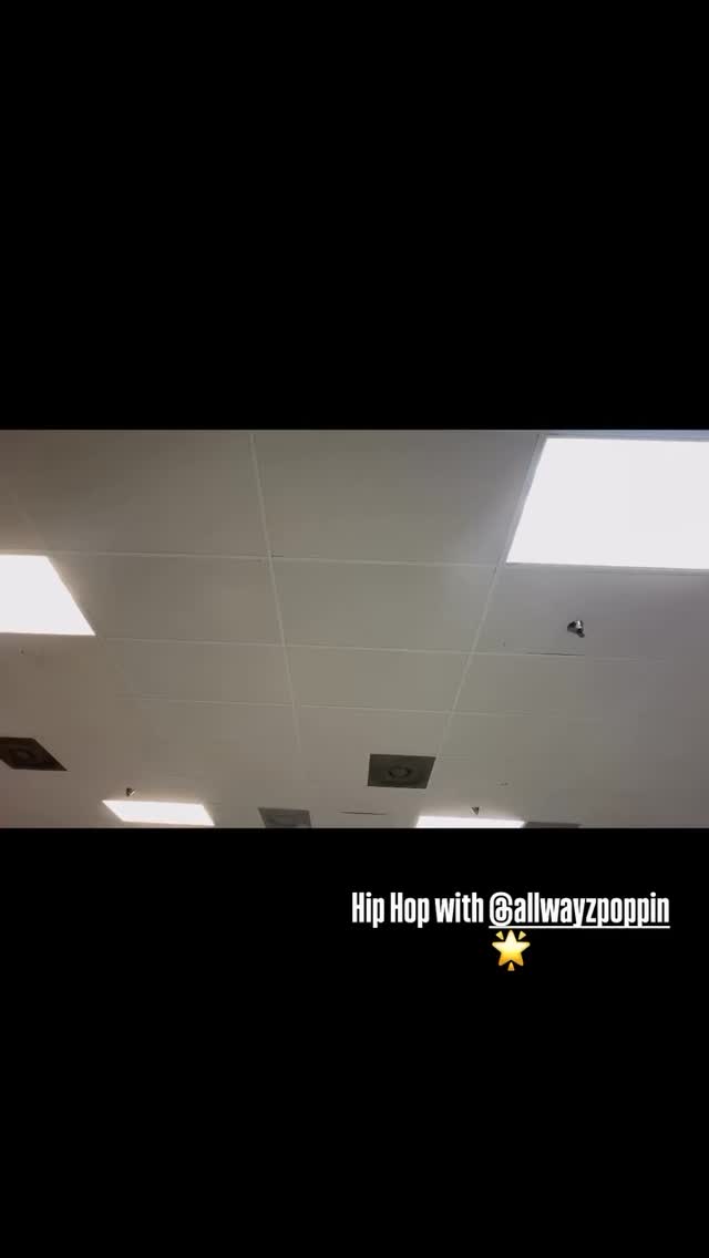 Hip Hop with @allwayzpoppin! Love our time with Larry every year! š