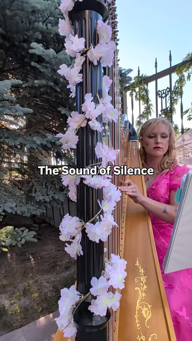 The Sound of Silence 🎶
#utahharpist #utahweddingharpist #utahweddings #utaheventharpist