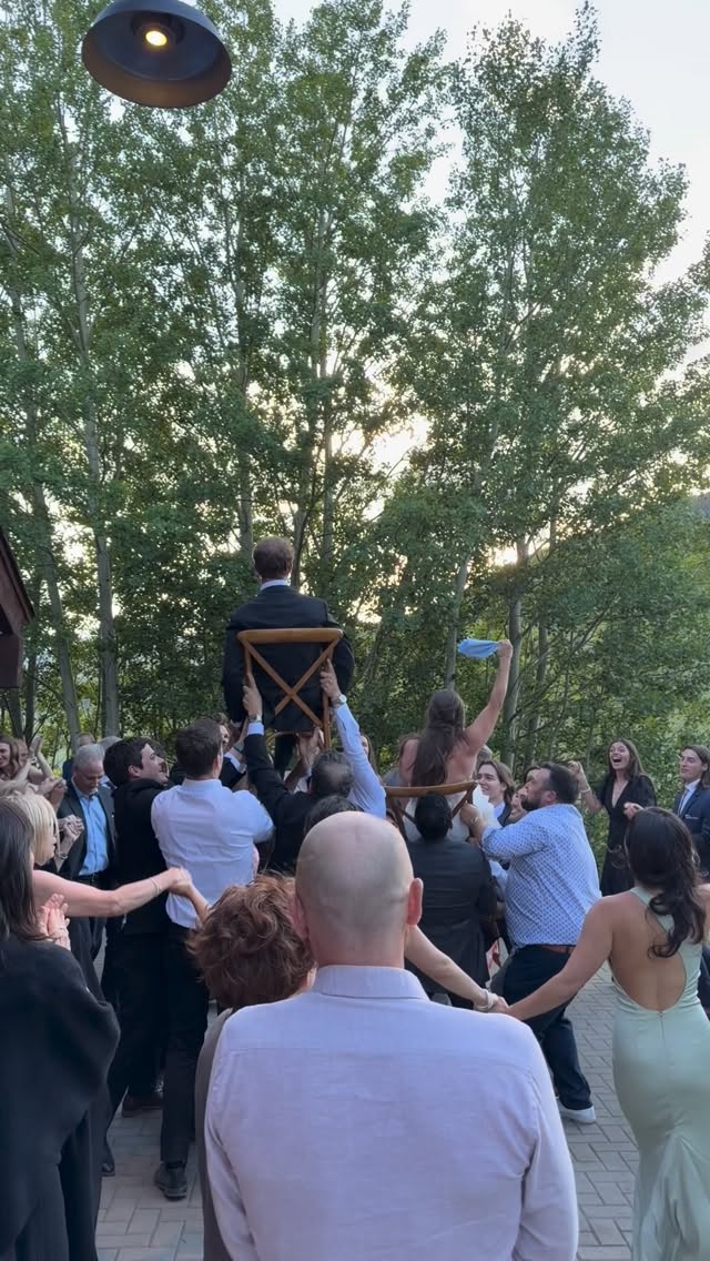 CONGRATULATIONS Mr. And Mrs. Mevorah!! 🎉 6.13.26
.
@mountainweddinggarden @jaceykatephotography @fancifulweddings @cheftimegelhoff @thehorsefeather @cakemeawaycolorado @luckypennyevents