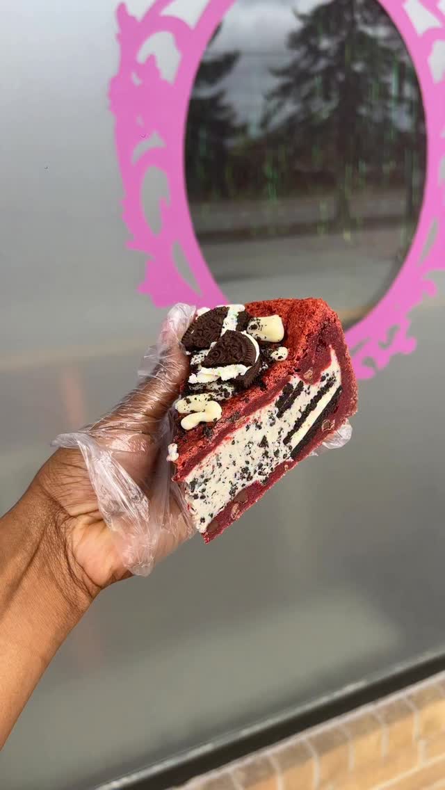 COOKIE PIE PRE ORDER IS LIVE ๐ช๐ order on cakeyourway.com to guarantee your flavours for the week! โจ
-
#cookiepie #torontobakery