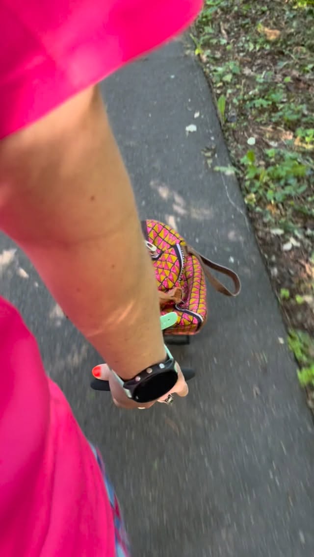 What a day. 🤍
We hosted two pelvic floor and strength training workshops at @theeverywomanfestival and had the most wonderful time. The women who came to our sessions were incredible, so engaged, so many great questions, and absolutely zero awkwardness talking about pelvic floors which is always a win.
It really reminded us why we started @stableandstrongfitness in the first place. To create a safe place for women to come and learn about their bodies and build a stronger version of themselves. Just the way this festival did.
And when we weren’t teaching we were soaking up the most inspiring talks. Filled with the kind of conversations women deserve to be having but so rarely get the space for.
Women sharing real life experience from endometriosis to breast cancer survivors, seeing how far women’s health has come, but also the realities of how far we still have to go. Specialist for all stages speaking on miss information, research and validating thoughts and feeling of so many women.
And the best bit. Getting to meet so many people doing so much to lift the stigma and change the narrative around women’s health. Slightly surreal to meet people I felt I already knew from a screen, but getting to speak to them in person was something else entirely.
@talkswithdrsesay @carty.yoga @gwencrabb @thegownproject @oriordanliz @dr.deyo and so many more.
Huge thank you to @jules_cornish9 and everyone at @theeverywomanfestival for putting on such a special day. We came home tired in the best possible way, reinvigorated to keep helping women learn and navigate the maze of women’s health.
Can’t wait to do it again.