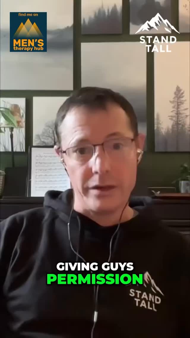 “My gut’s really starting to churn.”
The moment a man can say that out loud, something has already moved.
Most of us learned to do the opposite. Notice the tightness in the chest, decide it’s uncomfortable, shut the door on it, carry on.
In this clip from my ‘No Man’s an Island’ podcast with Chris Hemmings, we talk about what happens when you let the feeling be there instead. Breathe into it. Give it space. Then talk about it.
Giving men permission to feel what’s real for them matters more than we tend to admit.
What might change if that permission was something every man grew up with?
#MensHealthWeek #MensMentalFitness #MensMentalHealth #NervousSystem #MensWellbeing WalkAndTalkTherapy