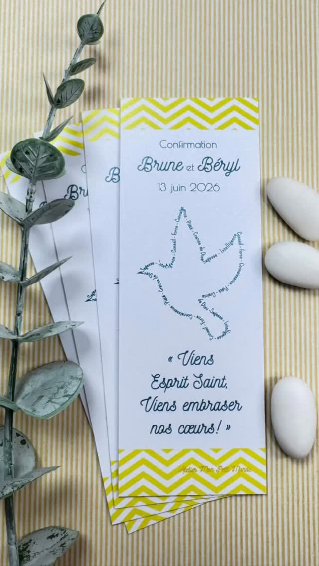 ✨ Un signet de confirmation pas tout à fait comme les autres, réalisé pour Brune et Béryl, deux sœurs d’une jolie famille que j’aime 💛💛
Pour cette création, les 7 dons de l’Esprit Saint dessinent une colombe, symbole de paix, de présence divine et de l’Esprit Saint.
Un détail discret et porteur de sens pour accompagner les jeunes confirmées pour ce grand jour.
Un joli souvenir à offrir à ses invités et à conserver dans un livre qu’on aime, bien après la célébration.
Et quelle joie de recevoir les si jolies photos du jour J !
Merci et Bravo @constancebodel @tcabrieres : c’est canon !
💛 Création personnalisée réalisée avec soin dans mon atelier.
#Confirmation #PapeterieChrétienne #EspritSaint #CadeauDeConfirmation #creationfrançaise