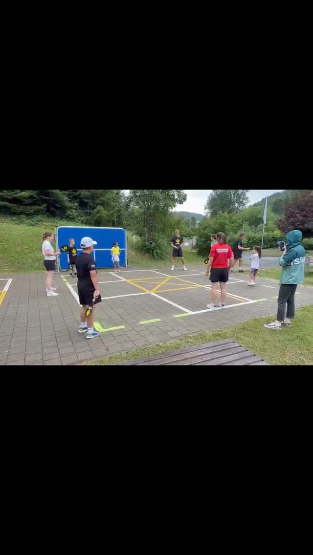 Street Racket beim TC Dettingen bei. Horb. Aufnahmen des württembergischen Landessportbunds für eine Serie über besondere Sportarten. #streetracket_germany #streetracket_mitteldeutschland #streetracket #innovativesportarten #wlsb