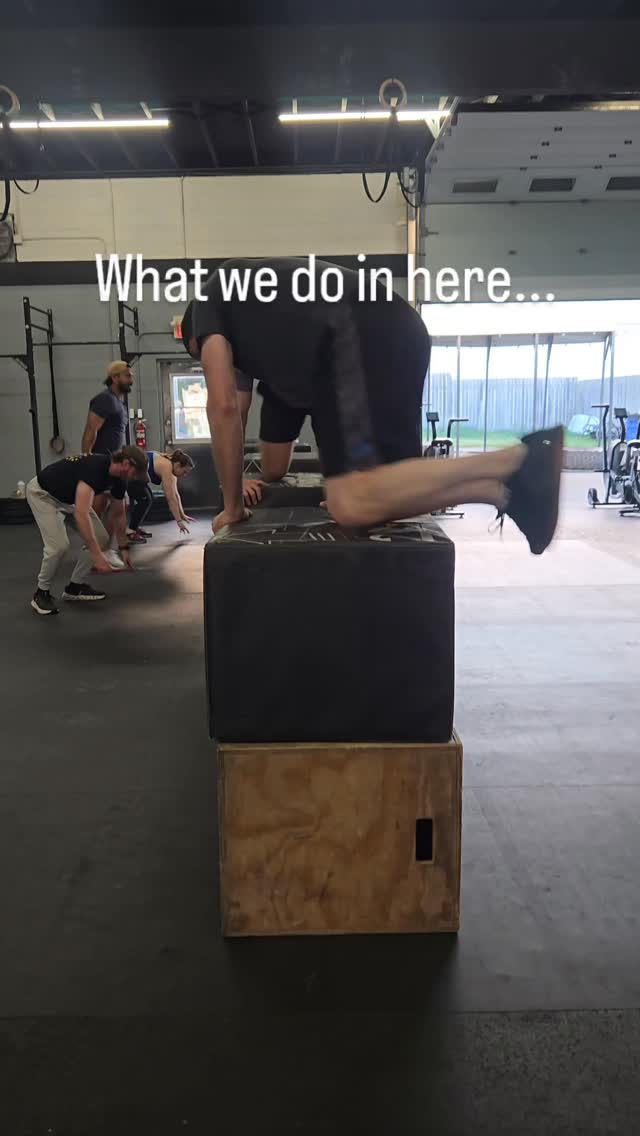 You name the fun or adventure and we're ridiculously ready to say yes 🌞🤘
#sayyes #squeezethejuice #fitnessisfreedom #crossfitlife #yxefitness ness