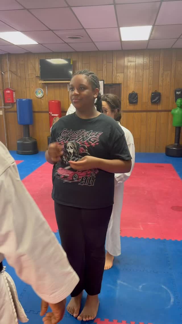 We train hard…
But we have fun too 😂🥋
#DojoLife #ProvidenceKarate #MartialArtsLife #ProvidenceRI #TeamPathway