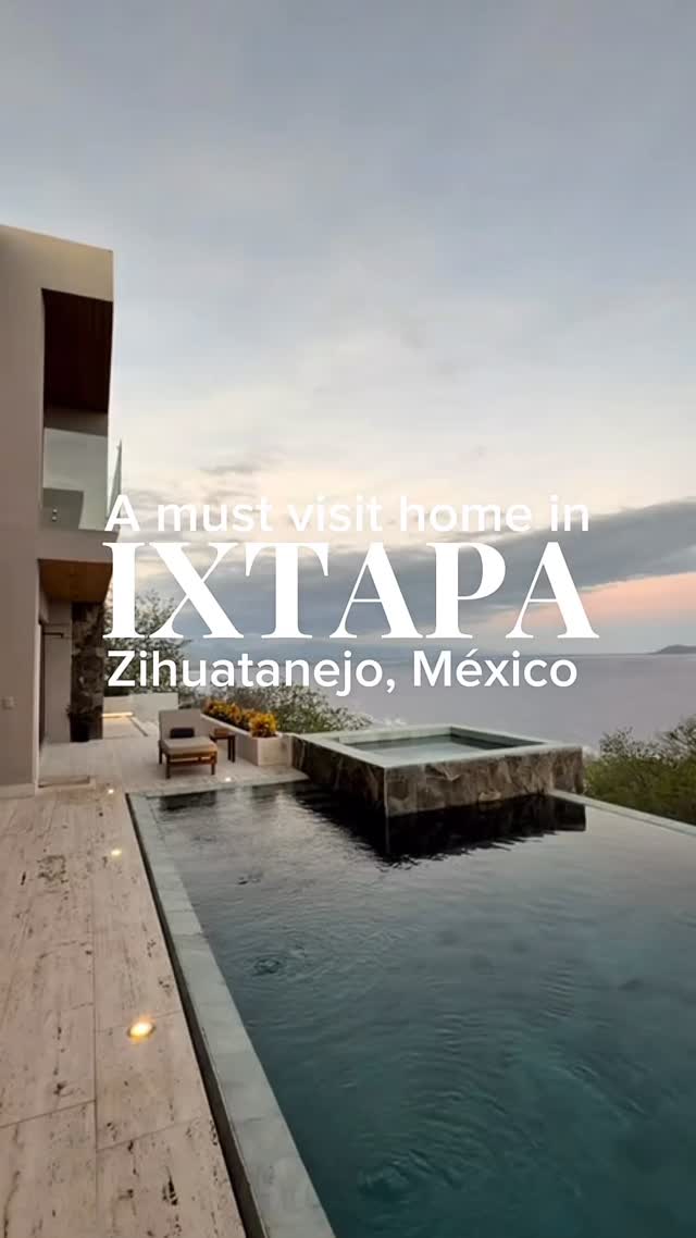 Casa Maui will leave you breathless! Send us a DM for more info of this beautiful house.
#herohost #ixtapazihuatanejo #luxuryvacation #visitiz