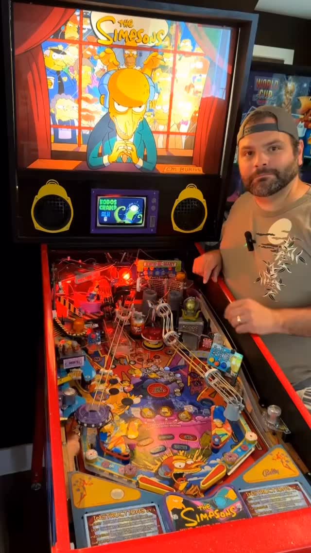 Everyone, Marco has taken the time, yet again, to show us a break down of some of the unbelievable shots & modes on this absolute gosh darn engineering feat. We are very excited to play this Award Winning home brew. Make sure you are all caught up for June 28th - when @bucciblog brings The Simpsons: Who Shot Mr. Burns to the Arcade!
Come down for Noon to chat with Marco & of course: Play this amazing display of true talent.
@sternpinball take note.
@dirtypoolpinball you gotta play this my dude.
@deadflip how have you not done a video on this.
#8bitbeans
#pressstart
#thesimpsons
#pinball
#downtownwhitby
#fyp
#homebrewpinball
#arcade
#cool