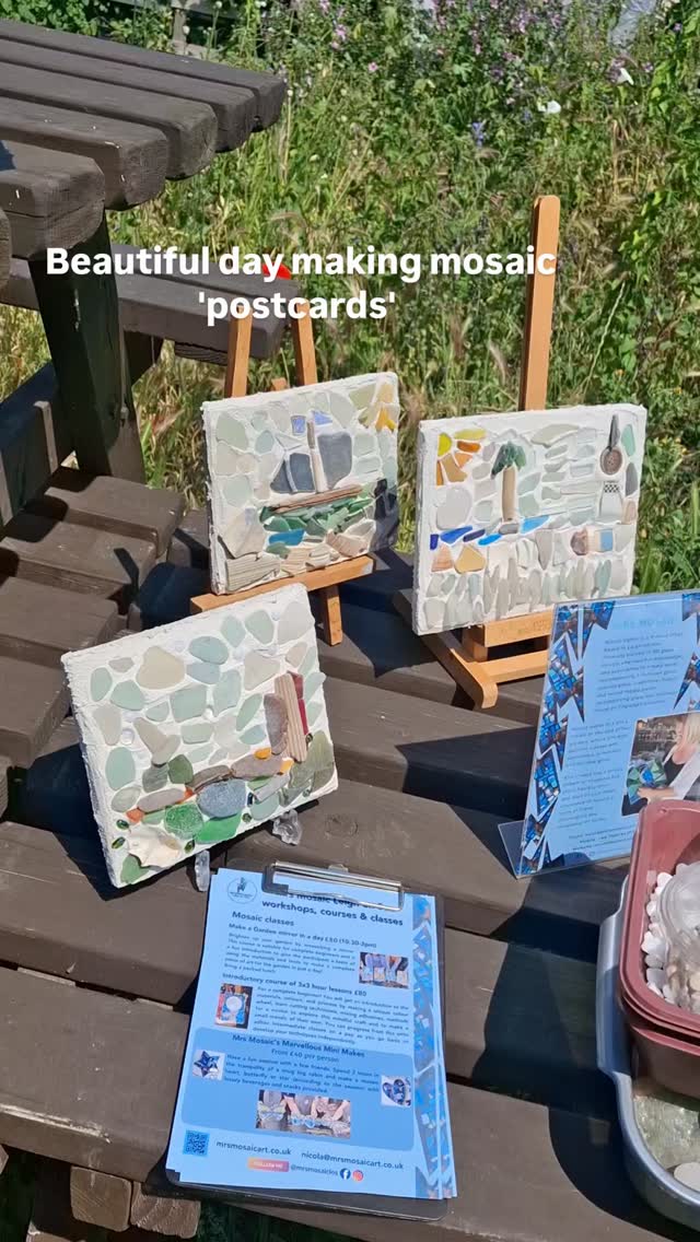 Great fun in the sun on my Mosaic Postcard Workshop today (with another fully booked one tomorrow) at Hadleigh Gallery, London Road Essex.
Part of a range of creative workshops organised by @righthemisphereart_ for their exhibition featuring 12 local artists, using a diverse range of mediums.
Thank you everyone who came to the workshop today, and all the wonderful visitors weve had throughout the week. the feedback has been phenomenal🙏
On till Sunday 21st June till 4pm
Celebration drinks 4-6pm Saturday 20th.