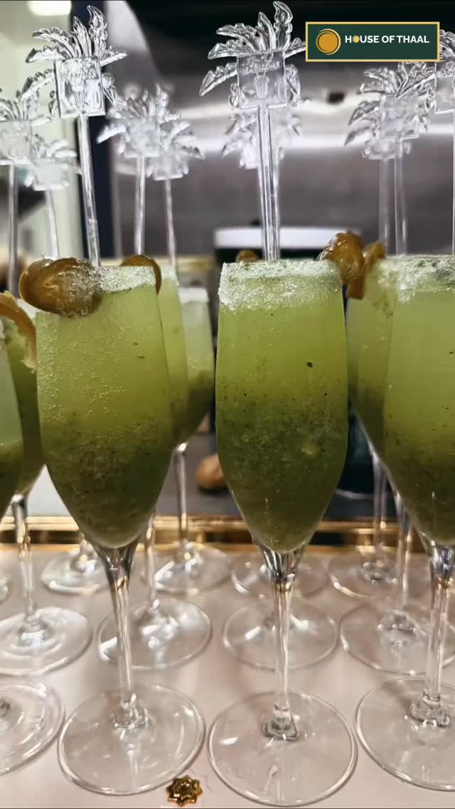 Elegant A refreshing blend of vibrant kiwi flavors, crafted to delight your taste buds.