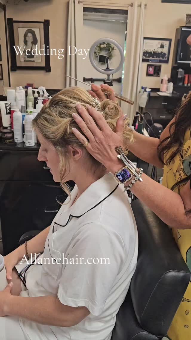 Say "yes" to beautiful wedding hair! Whether you're the bride, bridesmaid, or guest, our expert team will create the perfect look for your special day. ✨#allantehairspa #weddingdayhair#allantehair