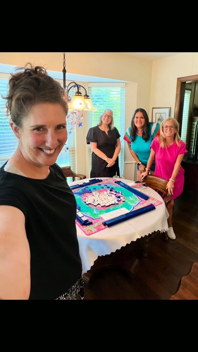 bird bam…cheers! 🥂
Brain health + friendly competition + community with amazing midlife women. Mahjong is checking all the boxes. 🀄️