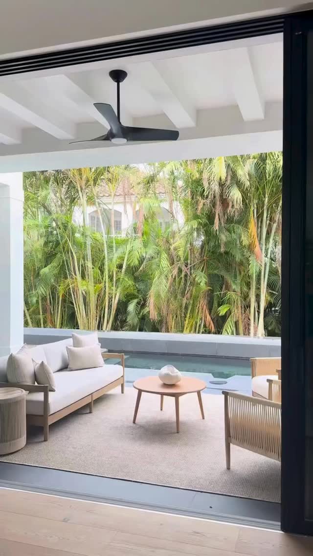 In Naples, the outdoor space sells the lifestyle 🌞 From empty patio to elevated outdoor living.
Would this outdoor space make you want to stay a little longer?
#NaplesFL #interiordesign #outdoorliving #floridahomes #bostonmoderndesign