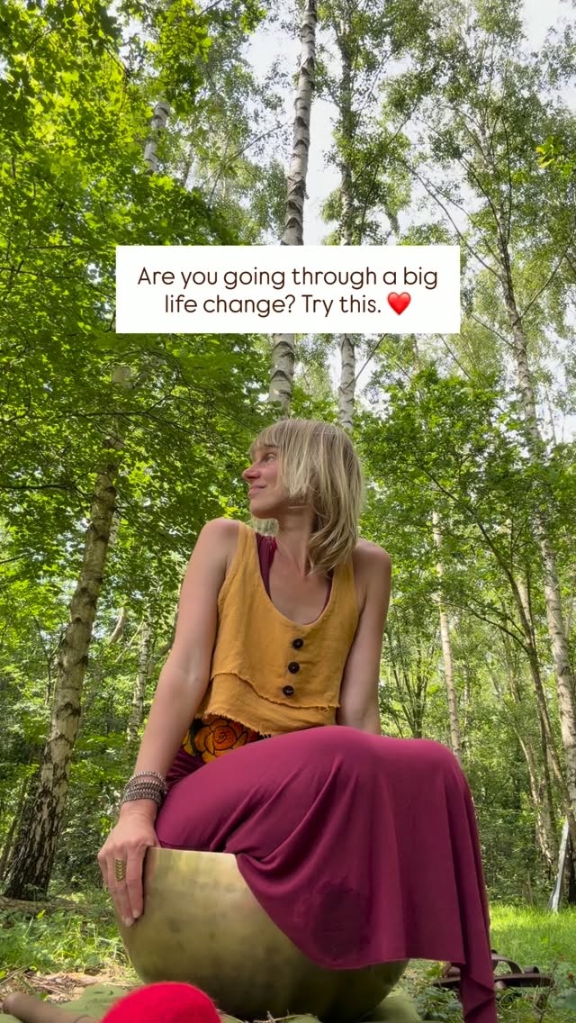 A new chapter can come with both excitement and grief.
One thing we’re doing as a family is answering two simple questions every evening before bed:
🌱 What are you looking forward to?
🍂 What will you miss?
We put our answers into what we call our love jar.
Feel free to share this with someone navigating a big change right now.
I’d love to hear: how do you navigate change, or what has helped you through a big transition? ❤️
#lifechanges #transition #parenting @homeofpulse