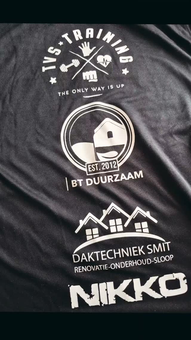 Shirts zijn binnen, heb jij die van jou al opgehaald?
Powered by
@daktechnieksmit
@btduurzaam
@sterk.in
@stucadoorswerkenklaasvile
@stillmoving.nu
@hashtagfysio
@tapasbarzza
@rcv_cementdekvloeren
@nikkosportsnl
@gymboxx
@marc_boxingcoach
Bern Bouw