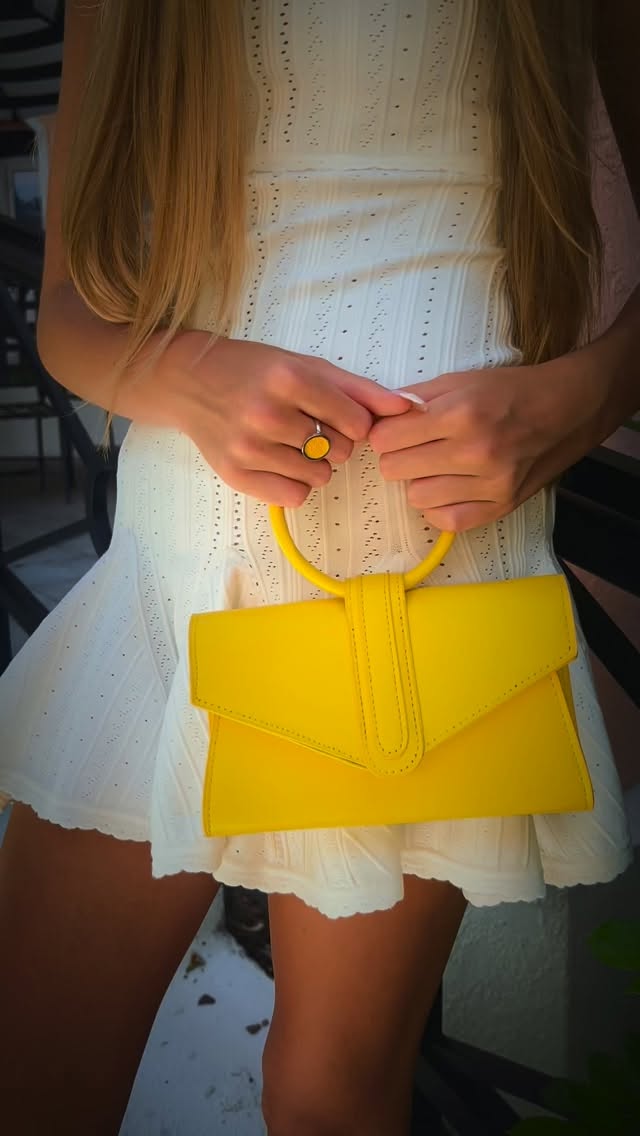 A pop of sunshine for your summer wardrobe. ☀️💛
The perfect yellow mini bag, paired with our handcrafted genuine stingray necklace and ring, is designed to take you from brunch to dinner, vacation to everyday elegance.
Thoughtfully handcrafted in limited quantities for women who appreciate timeless style, quality, and effortless luxury.
✨ Handbags for Today’s Goddess™
#AnnieHandbags #LuxuryHandbags #ResortStyle #SummerStyle #StingrayJewelry