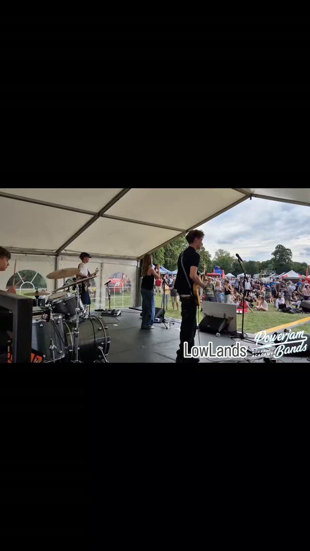 Part 2 of Hanwell Carnival features 'LowLands', All new members @powerjambands last September, we've loved our Saturday morn groovy band rehearsals with them!!🔥🎸
#hanwell #powerjambands #bandclub #youthmusic #westlondonmusicschool