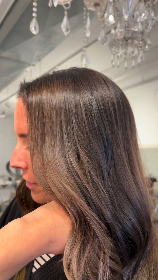 Have you ever wished your hair was just a little longer… a little fuller… or simply easier to style?
Hair extensions aren’t only for dramatic transformations. Some of our favorite results are the ones no one can tell are extensions at all.
Whether you’re dreaming of extra length, more volume, filling in thinner areas, or adding dimension, today’s custom hair extensions are designed to blend seamlessly with your natural hair. Every installation is customized to your hair color, texture, density, and lifestyle, so the result looks and feels completely natural.
Every head of hair is different, which is why we always begin with a consultation. We’ll help you choose the best extension method, create the perfect color match, and design a look that fits your goals and your daily routine.
Beautiful hair should never look like a one-size-fits-all solution. It should feel like it was made just for you.
✨ Ready for longer, fuller, customized hair? Book your consultation today—we’d love to bring your vision to life.
#GoldCoastSalon #ChicagoHairExtensions #ChicagoHairstylist #HairTransformation #GoldCoastChicago