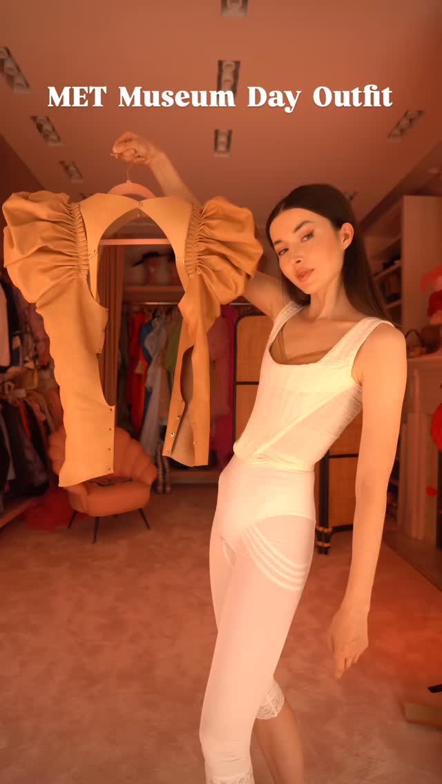 Always a pleasure to see our creations brought to life through other artists' visions.
@fomenkojulli x @ichor_creation
Styling: @fomenkojulli & @sofausti
Dress: @rabanne
Shoes: @dior