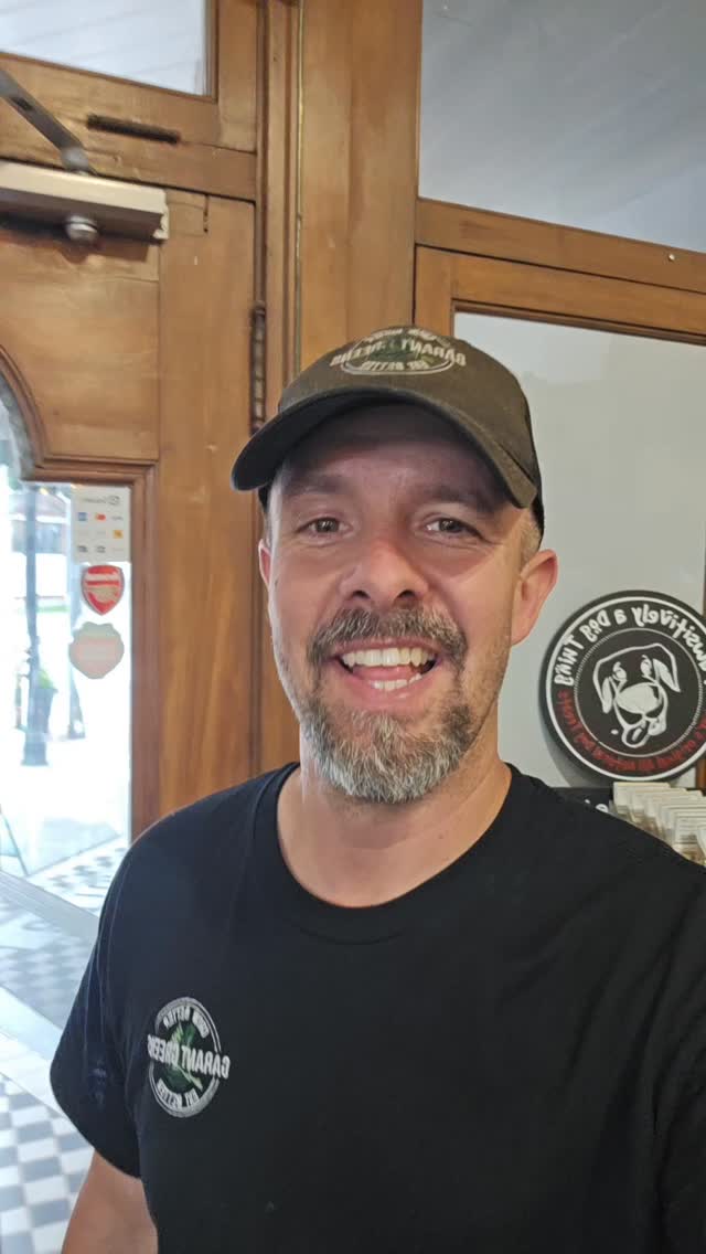 The weekend is looking bright @stevegreenfoods
Come see us at:
1506 Wyandotte Street East
Corner of Wyandotte St and Gladstone
In the heart of #visitwalkerville
.
.
Fresh on the table this weekend:
Field Strawberries 🍓 😍 😋
New Potatoes 🥔😋
Fresh Garlic w/Green
Cayenne Peppers 🌶
Broccoli 🥦
Sugar Peas 🫛
Yukon Gold Potatoes 🥔
Garlic Scapes
.
Mixed Cherry Tomatoes
Asparagus
Spring Mix 🥗
Spinach
Shallots
Apples 🍎
Mini Red Potatoes
Sweet Potato
Cucumber
Mini Cucumber
Flat Beans
Red Bell Pepper
Yellow Bell Pepper
Cremini Mushrooms
Cabbage
Jumbo Carrots 🥕
Spanish Onion
Purple Eggplant 🍆
Sicilian Eggplant
.
.
#yqg #essexcounty #windsor #windsoressex