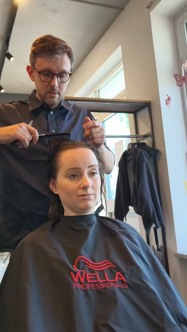 Haarschneide Seminar für @aufbrezlstubn_nicole_fischer