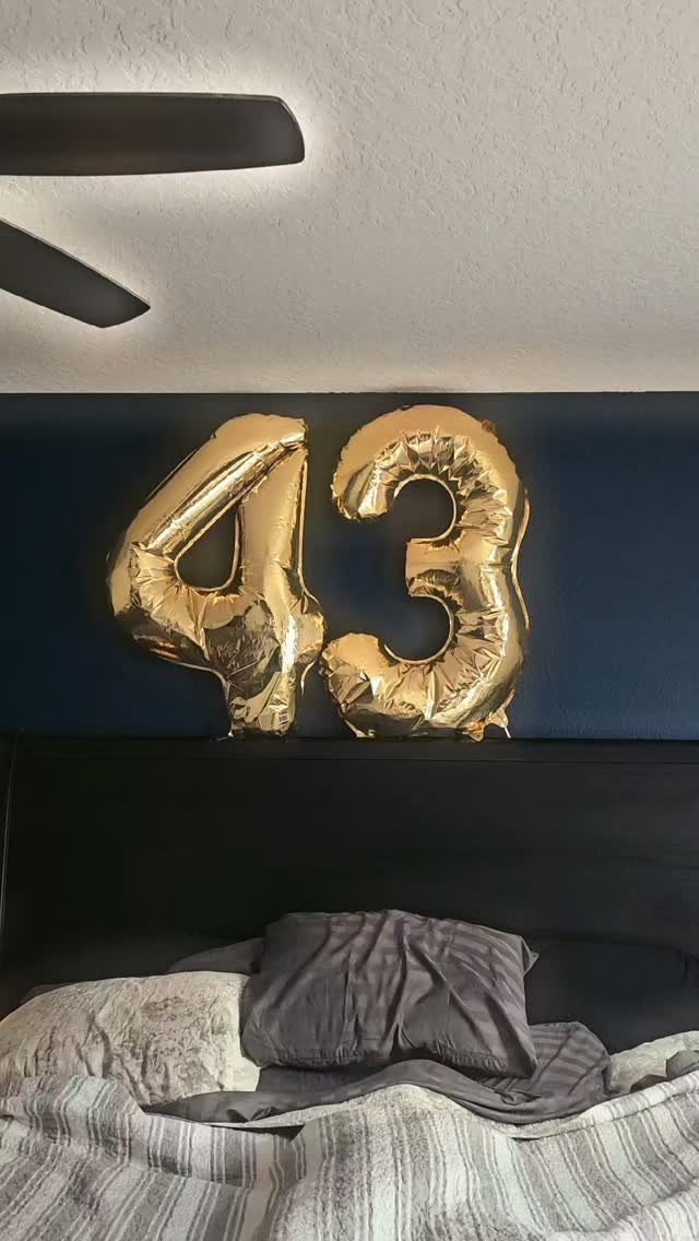 43✔️
#birthdaygirl #43 #2026 #party #blessed