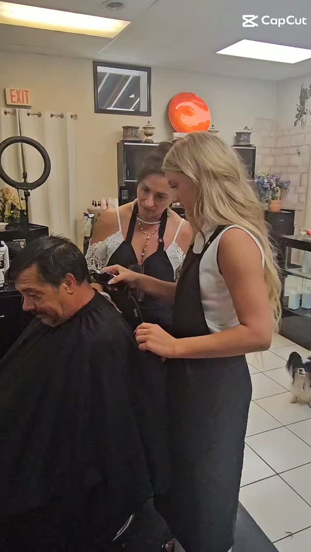 Education is the foundation of excellence. ✂️✨
Rose Marie DiCriscio is a certified State Board educator who is passionate about making sure her stylists are trained with the highest standards. Today’s training focused on mastering the precision flat top haircut—teaching technique, structure, and the skills needed to create a true master cut.
At Allante’ Hair Designs & Spa, we believe the best stylists never stop learning. 💫
#AdvancedHairEducation #FlatTopCut #MasterStylistTraining #HairdresserEducation #AllanteHairDesignsAndSpa