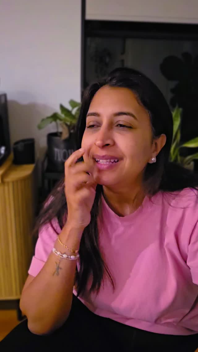 Y si sí? Es una locura pensar que uno puede comprar una casa con vistas en YouTube de los videos de @freecovervenezuela?
Bueno puede que sea iluso de mi parte, pero que hay para perder?
Ustedes conocen alguien que conozca a alguien que conozca a los de Freecover?
Yo desde Australia ayudo con la logística y la cadena de suministro.
💛💙❤️🩹 La Guaira nunca estuvo lejos