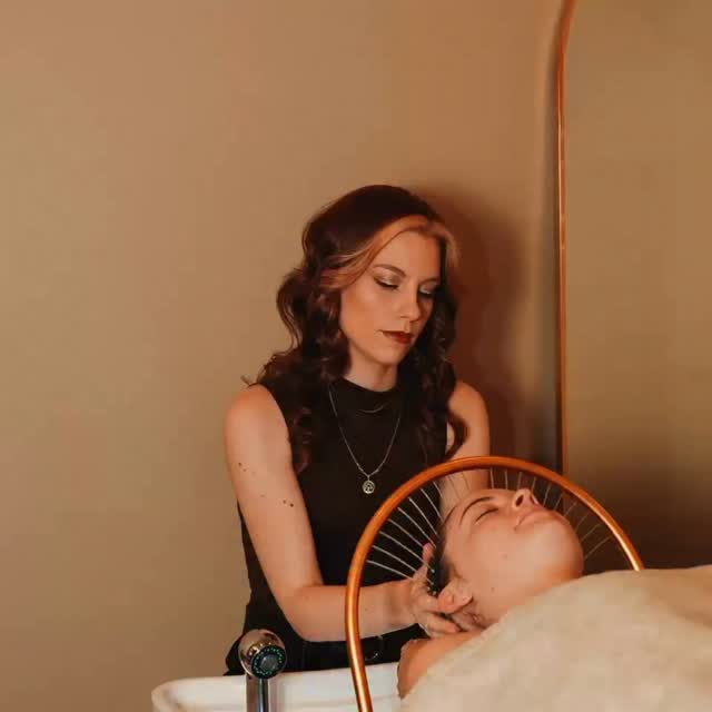 âď¸âď¸âď¸âď¸âď¸A huge congratulations to Kimberly for delivering an exceptional client experience and earning over 200 fantastic 5-star review for her Head Spa services!
Kimberly consistently demonstrates professionalism, genuine care, and a passion for helping every client feel relaxed, valued, and rejuvenated. Her attention to detail, calming presence, and commitment to excellence create an experience that clients remember long after they leave.
Receiving such wonderful feedback is a reflection of the outstanding standard Kimberly brings to every appointment. She represents our values beautifully and continues to build trust and lasting relationships with our clients through her dedication, kindness and beautiful smile!
Thank you, Kimberly, for your hard work, positive attitude, and the care you put into every service. We are incredibly proud to have you on our team, and we canât wait to see you continue to shine. Keep up the amazing workâyou truly make a difference every day! âď¸đ#legend #topquality #customercare #superstar