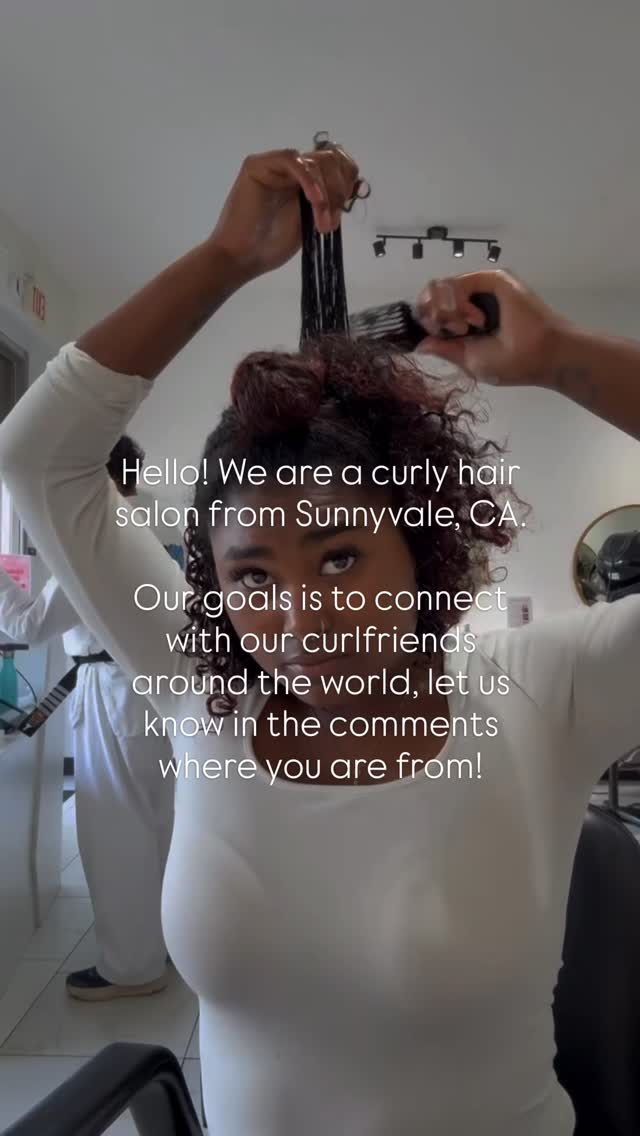 We would love to (virtually) meet our curlfriends around the world 🌎 hello from Sunnyvale, CA! 👩🏽🦱