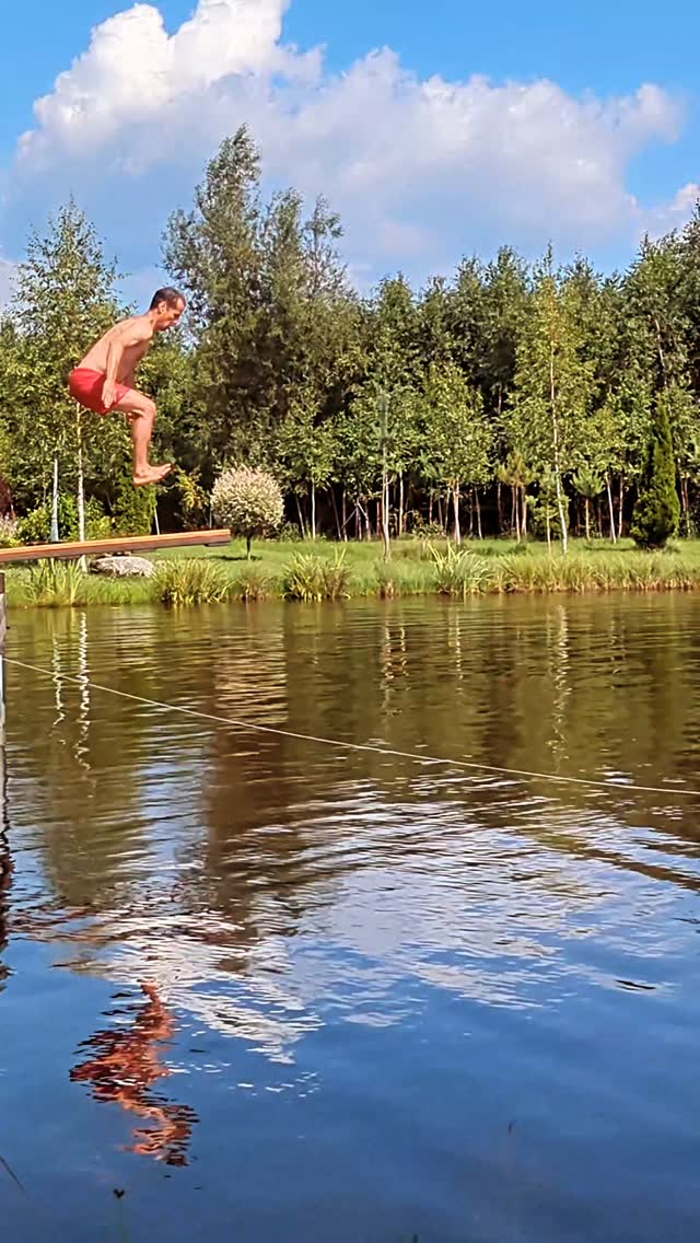 New divers in town. Clear the area! 🔥
#ykdcamping #divingboard #waterfun