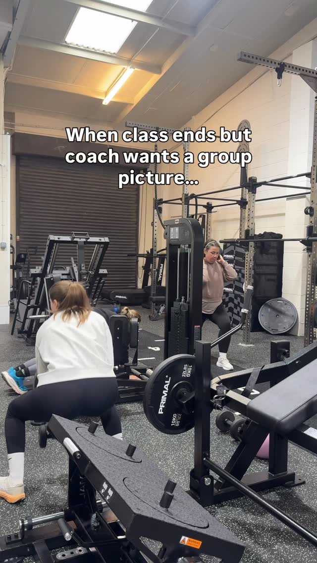When the trainer says “quick photo” but it’s after a full workout… 😂
#gymhumor #gymclass #personaltraining #personaltrainer #pt