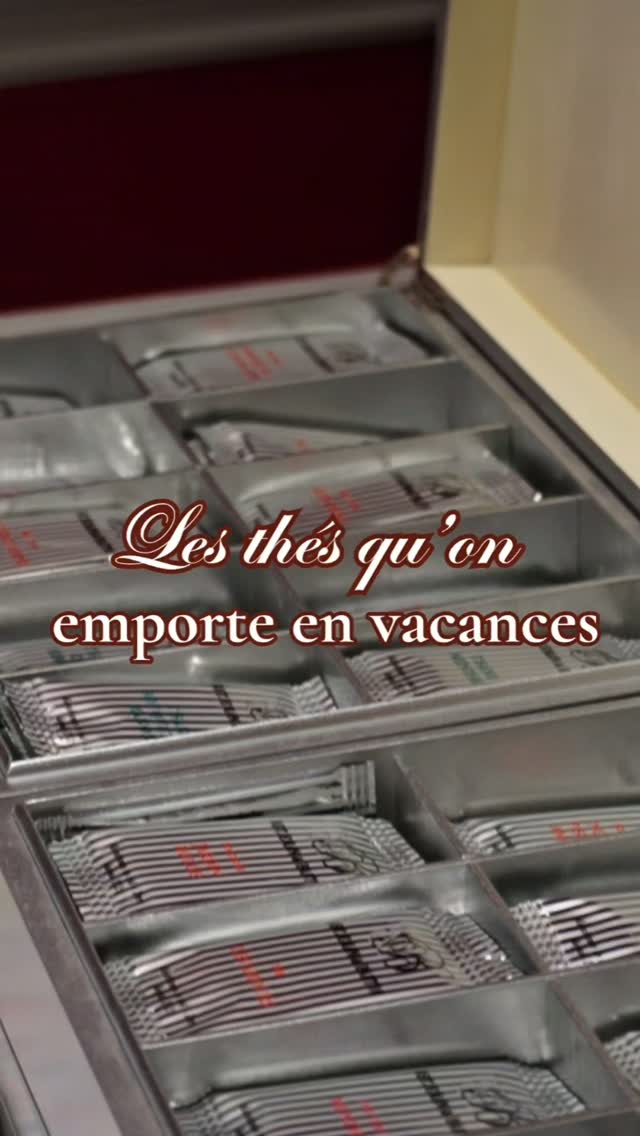 🧳🌿 Les indispensables à glisser dans votre valise !
Parce que les vacances sont encore plus belles avec une bonne tasse de thé, emportez vos saveurs préférées partout avec vous ☀️🫖
✨ À la boutique, retrouvez :
🍃 Plus de 20 variétés de thés et infusions en sachets individuels surremballés, pratiques à glisser dans un sac ou une valise
📦 Des boîtes de 25 sachets, idéales pour partir plusieurs jours sans faire de compromis sur le goût
Thés verts, thés noirs ou infusions, il y en a pour tous les moments de la journée et toutes les envies 💚
📍Betjeman & Barton au 27 rue Marceau à Tours
🛍 boutique en ligne (lien en bio)
🤍 Et vous, quel thé ne quitte jamais votre valise pendant les vacances ? ☀️🍋🧳
#betjemanandbarton #thevacances #theaemporter #vacances #toursmaville