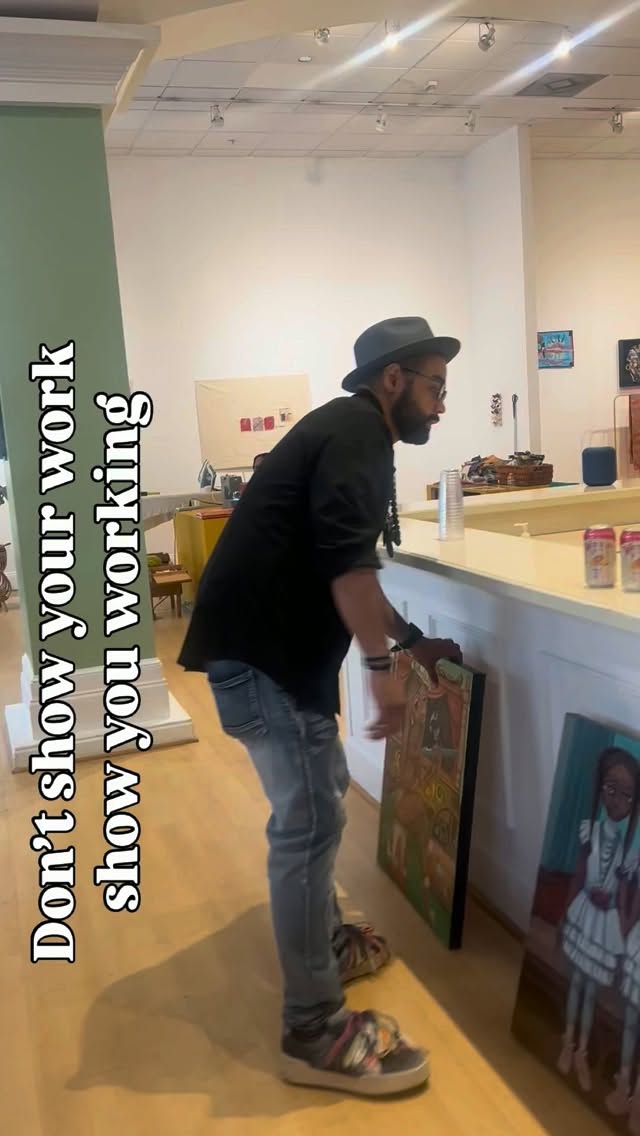 The final piece is what everyone sees. The process is where the story comes to life.
Last night at @contemporaryartsnetwork in Newport News, we were behind the camera capturing another artist’s journey. Every profile is different, but the goal is always the same: tell the story in a way that feels real.
#BehindTheScenes #ArtistProfile #CreativeProcess #VideoProduction #ContentCreator