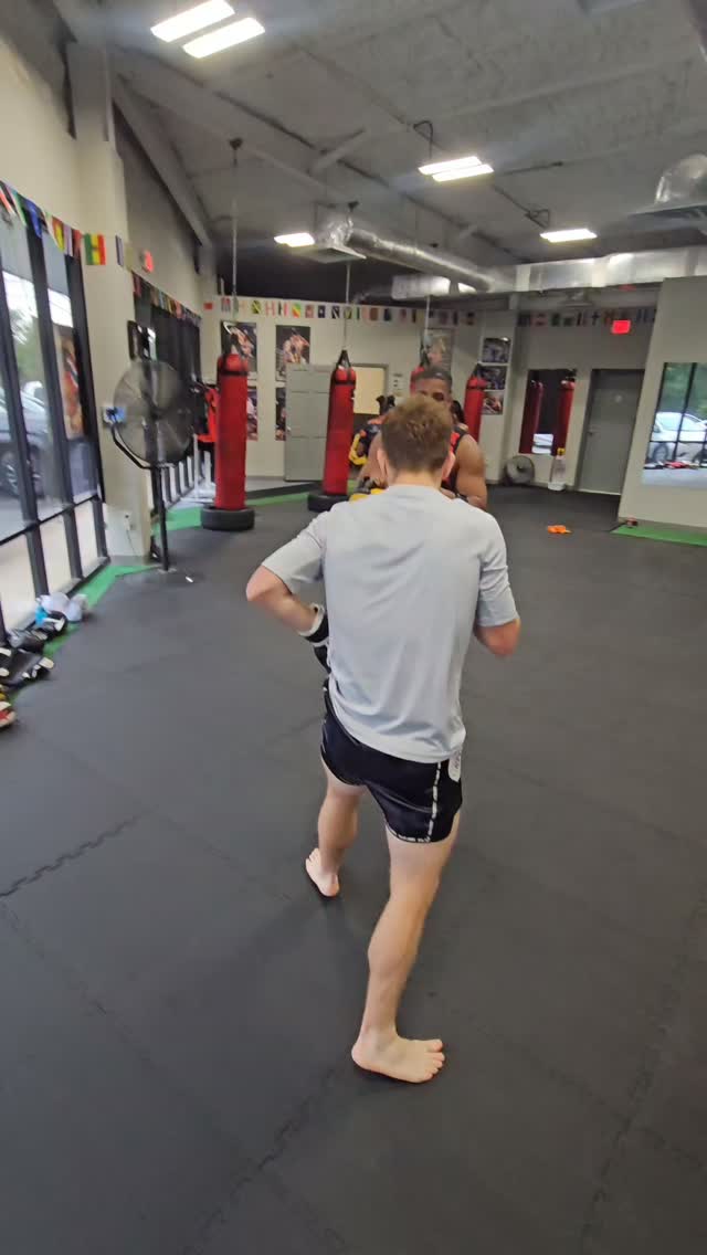 🥊 Off-Season Work. Championship Standards.
Champions aren't built during fight week—they're built in the months when nobody's watching.
Coach Andrew Kelly putting in quality rounds on the Thai pads with reigning champion Josh Shaffer, sharpening the tools, cleaning up the details, and staying ready for whatever comes next.
The off-season isn't time off. It's time to improve.
Every round has a purpose. Every rep matters.
Lion Pride Muay Thai 🦁🔥
#LionPrideMuayThai #MuayThai #ThaiPads #FightTeam #ChampionshipMindset OffSeason Striking HardWork Discipline SharpenTheTools