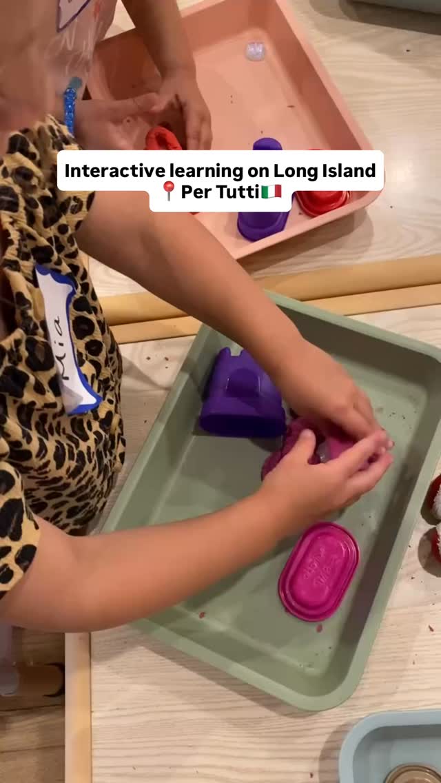 🇮🇹 Learning Italian through play! From sensory activities to hands-on exploration, every class at Per Tutti helps little learners build language skills in a fun, engaging way.
📍Saint James, Long Island
